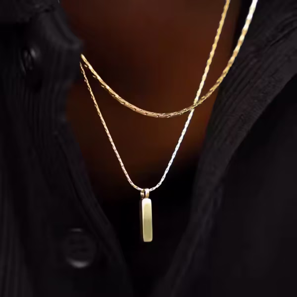 ÉCLAT Bar Necklace